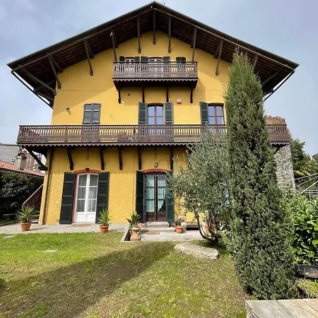 Il Giardino Di Sofia 4* 阿罗纳